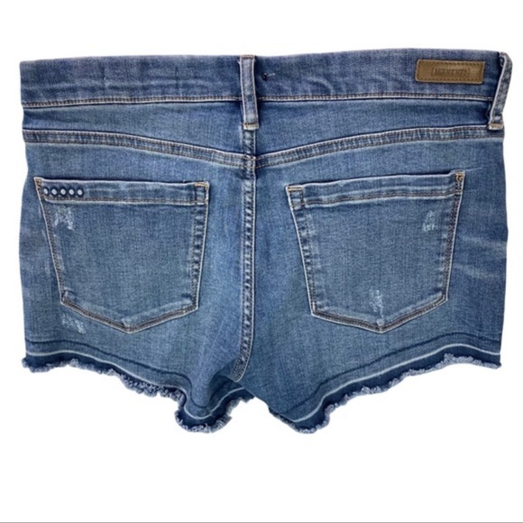 Blank NYC Stretch Medium Wash Denim Embroidered Hiker Short 27 - Picture 4 of 7